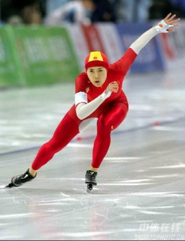 Wang crowned in women's 500mx2 speedskating
