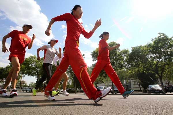 Race-walkers train for London Games in Beijing