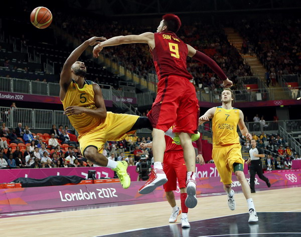 Australia beat China in men's basketball Group B