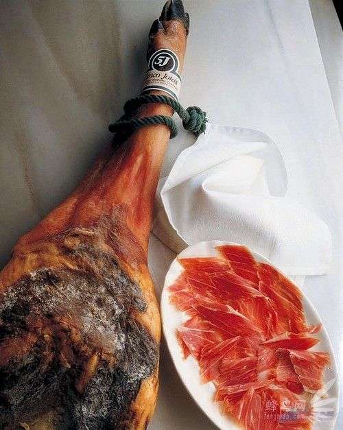 鲜淋淋的腿刺激味蕾 西班牙火腿怎样炼成