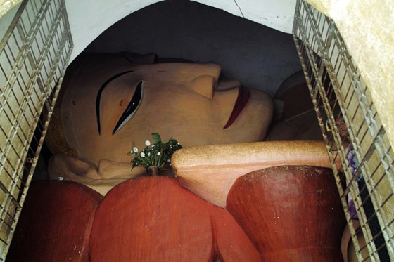 千年古城蒲甘 静享聆听喃喃佛语