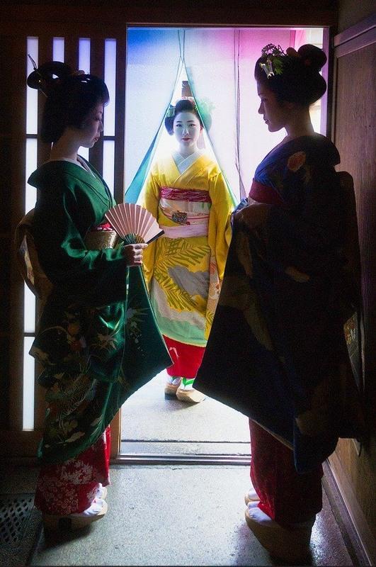 唯美温婉！实拍日本艺妓浮世掠影