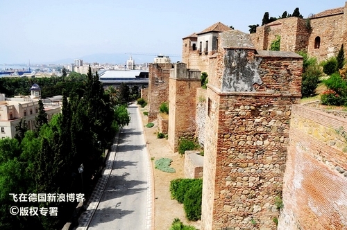 西班牙马拉加：散发古今混搭的阳光味道