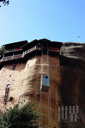 天空之城迈泰奥拉 与天空为邻(图)