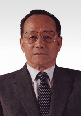 Ex-Chinese vice premier Gu Mu dies at 96