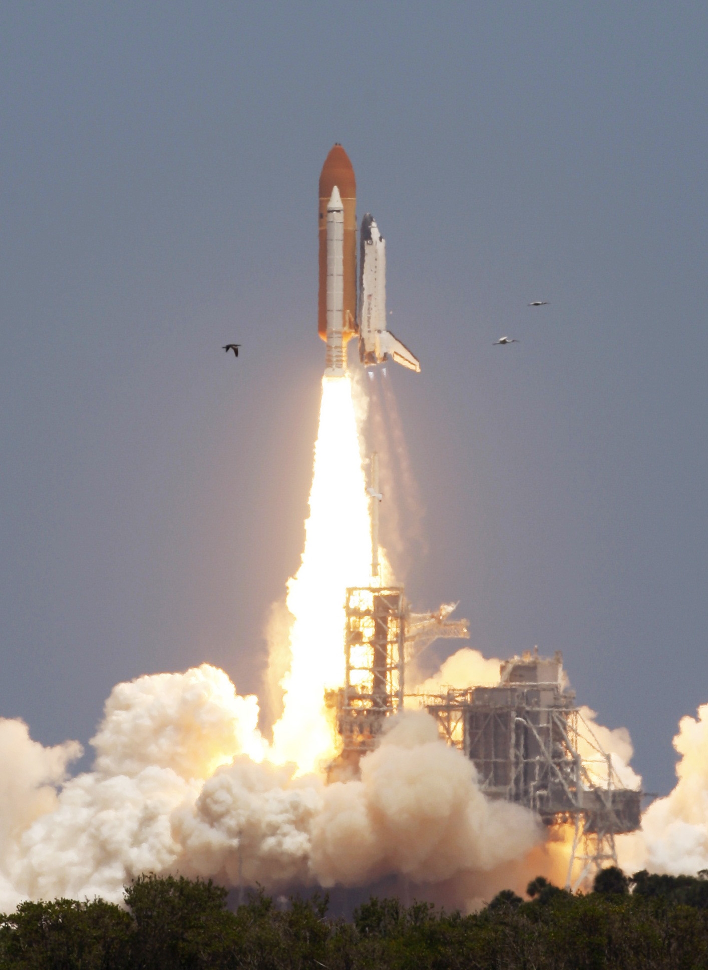 U.S. shuttle Atlantis lifts off for final journey