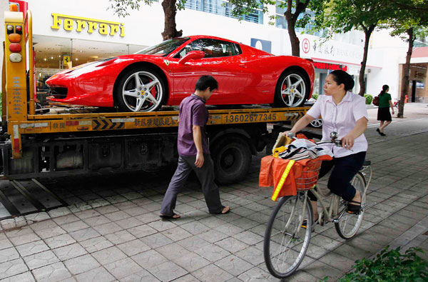 Women, young males eye fancy car market[3]- Chinadaily.com.cn