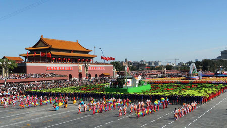 Float depicts China's rural transformation at parade