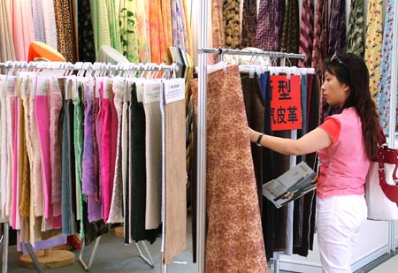 Rebate cut changes textile export strategy