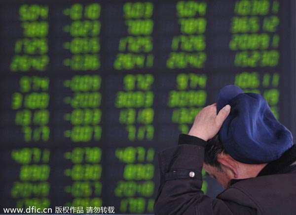 Shanghai Index plunges on slowdown concerns