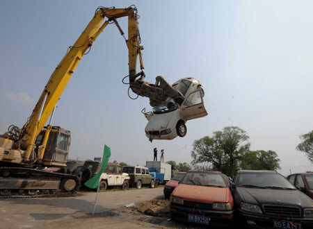 More than 2,000 illegal drivers detained