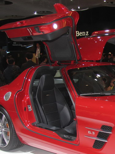 Mercedes-Benz SLS AMG