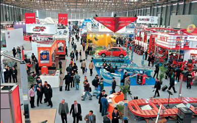 Auto parts show bridges buyer and seller demands