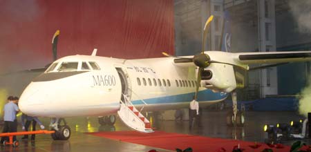 China unveils new turboprop regional aircraft