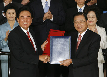 Pacts inked to expand direct links