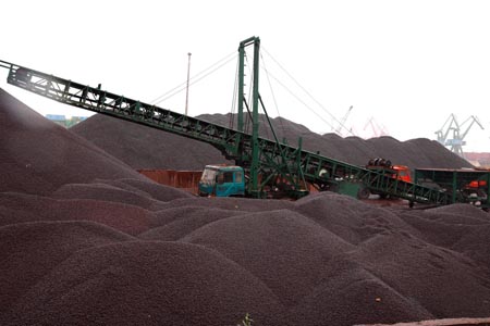 Iron ore pricing delayed