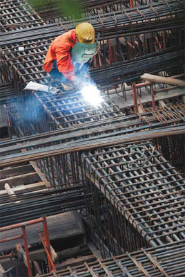 Steel futures fare well on day one