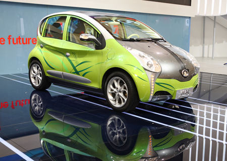 Electric cars in the limelight at Shanghai expo
