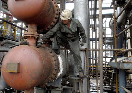 Sinopec mulls oil refinery JV with ExxonMobil, Aramco