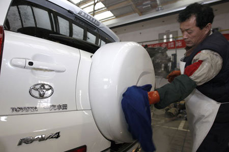 Toyota's troubles bubble up in China