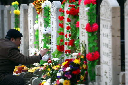 Cheaper tomb lease renewals being plotted
