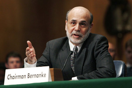 Bernanke sees moderate recovery but warns about US deficit