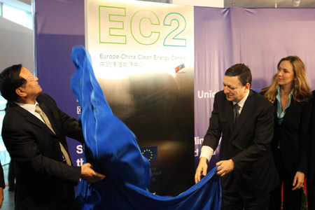 EU, China strengthen green ties