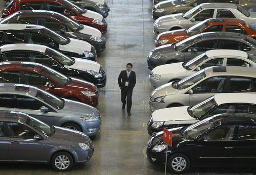 Passenger vehicle sales continue to decline in May