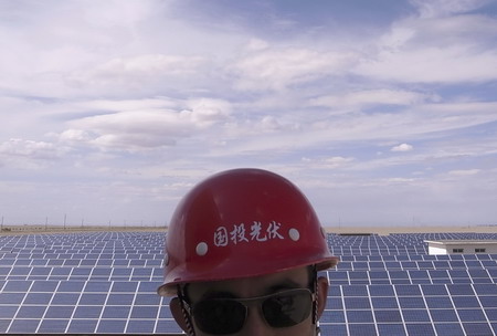 Dunhuang solar PV plants to be finished in July