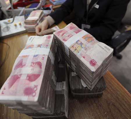 China to allow sales of yuan products in HK soon: rpt
