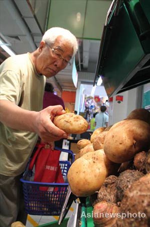 Potato brings new wealth to W China