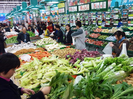 Efforts ease produce's path to marketplace