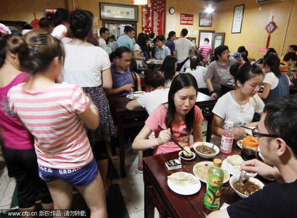 Popular 'Biden Set' noodles lure customers