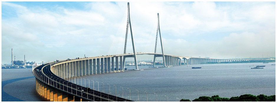  <STRONG>Sutong Yangtze River Bridge, Jiangsu</STRONG>