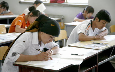 Parents feeling the heat of college entrance exam