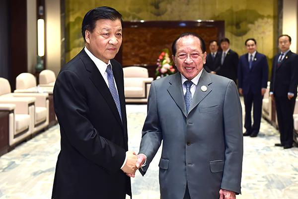 Senior CPC official meets foreign World Internet Conference guests