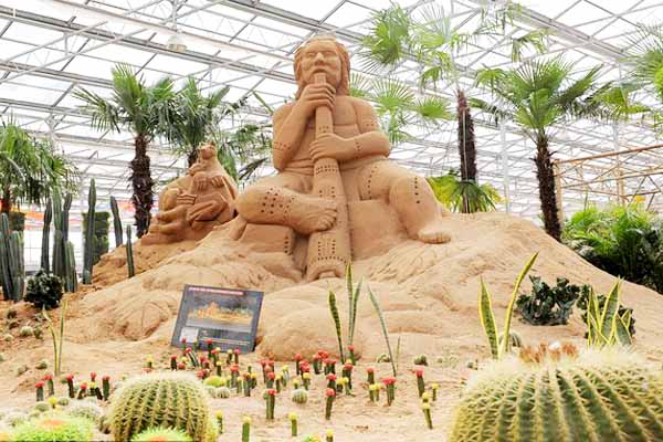 Feast eyes on flowers at Qingzhou trade fair