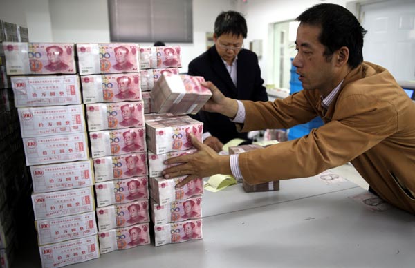 RMB rings out 2013 at new high