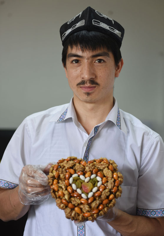 Uyghur student nets market with nut