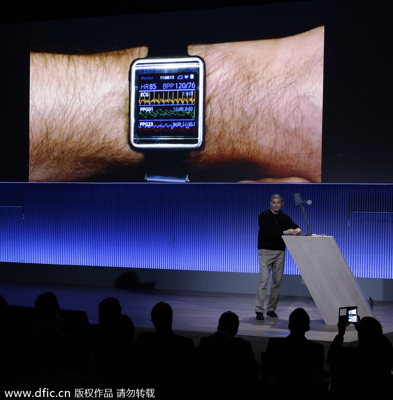 Samsung unveils the Simband health monitor