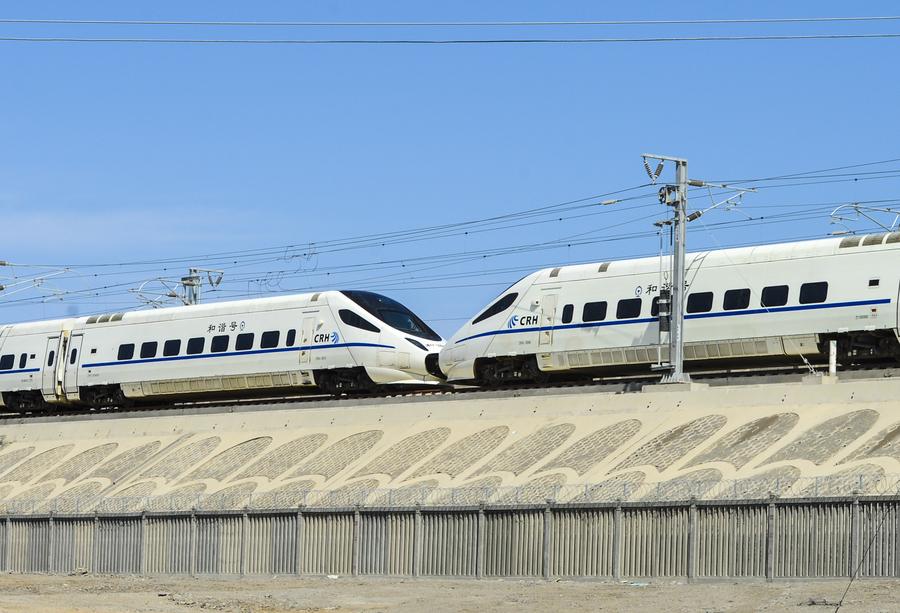 Trial run for 1st high-speed railway in China's Xinjiang