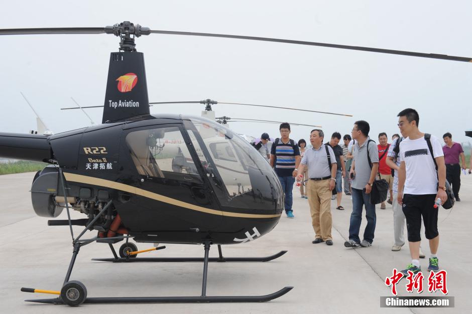 First private flying club draws crowds in Tianjin