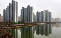 Haikou lifts limit on buying property