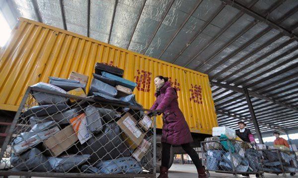 China logistics activity growth slows in August