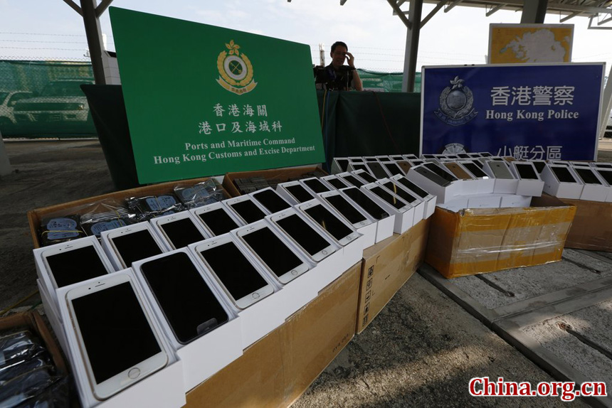 iPhone 6 smuggling bid busted