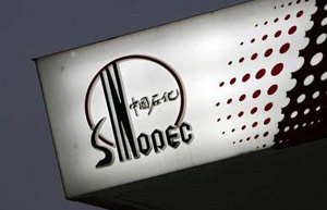 Sinopec profit slides in Jan-Sept