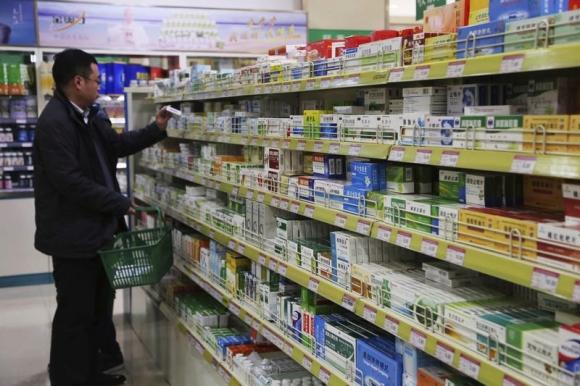 China to allow online sales of prescription drugs this month