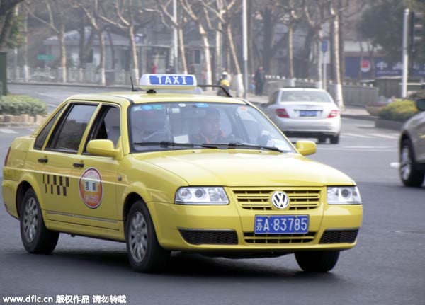 Nanjing cuts taxi franchise fees