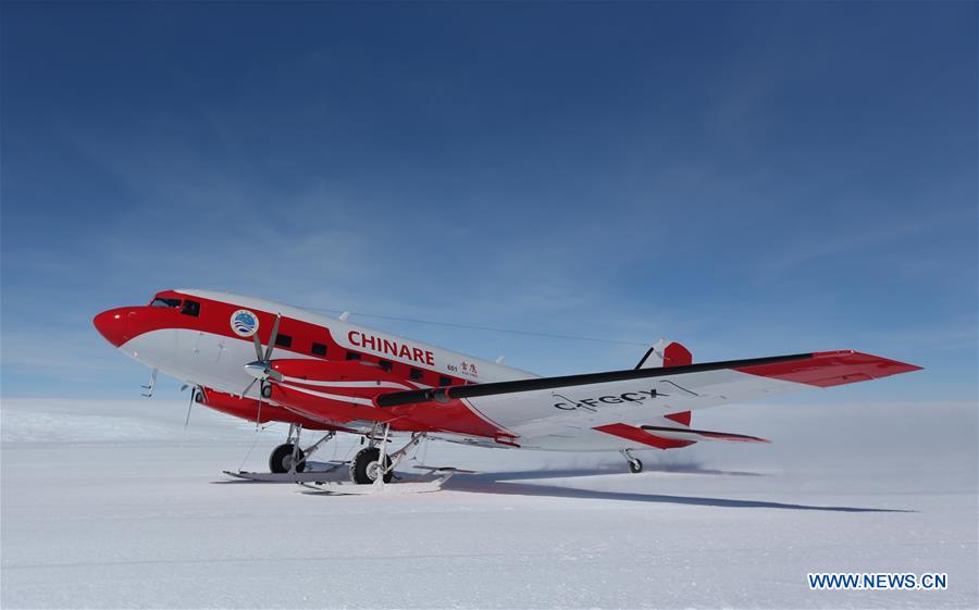 China's first polar airplane conducts successful trial flight