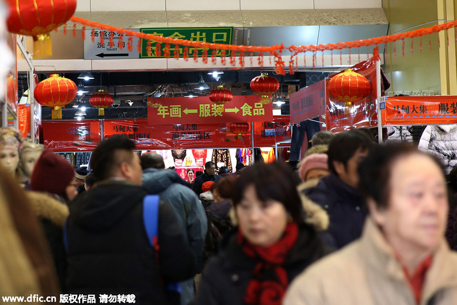 Spring Festival goods sales soar in Beijing